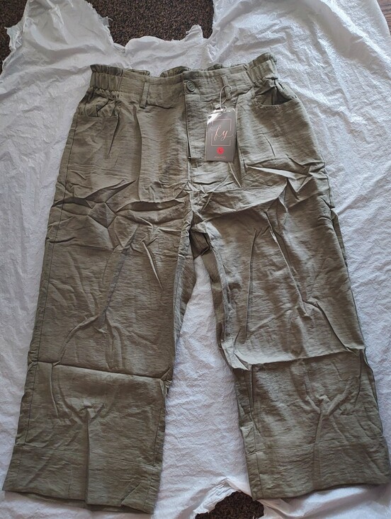 Funyyzo Pants - Light Olive Wide-Leg Pants with Elastic Waist